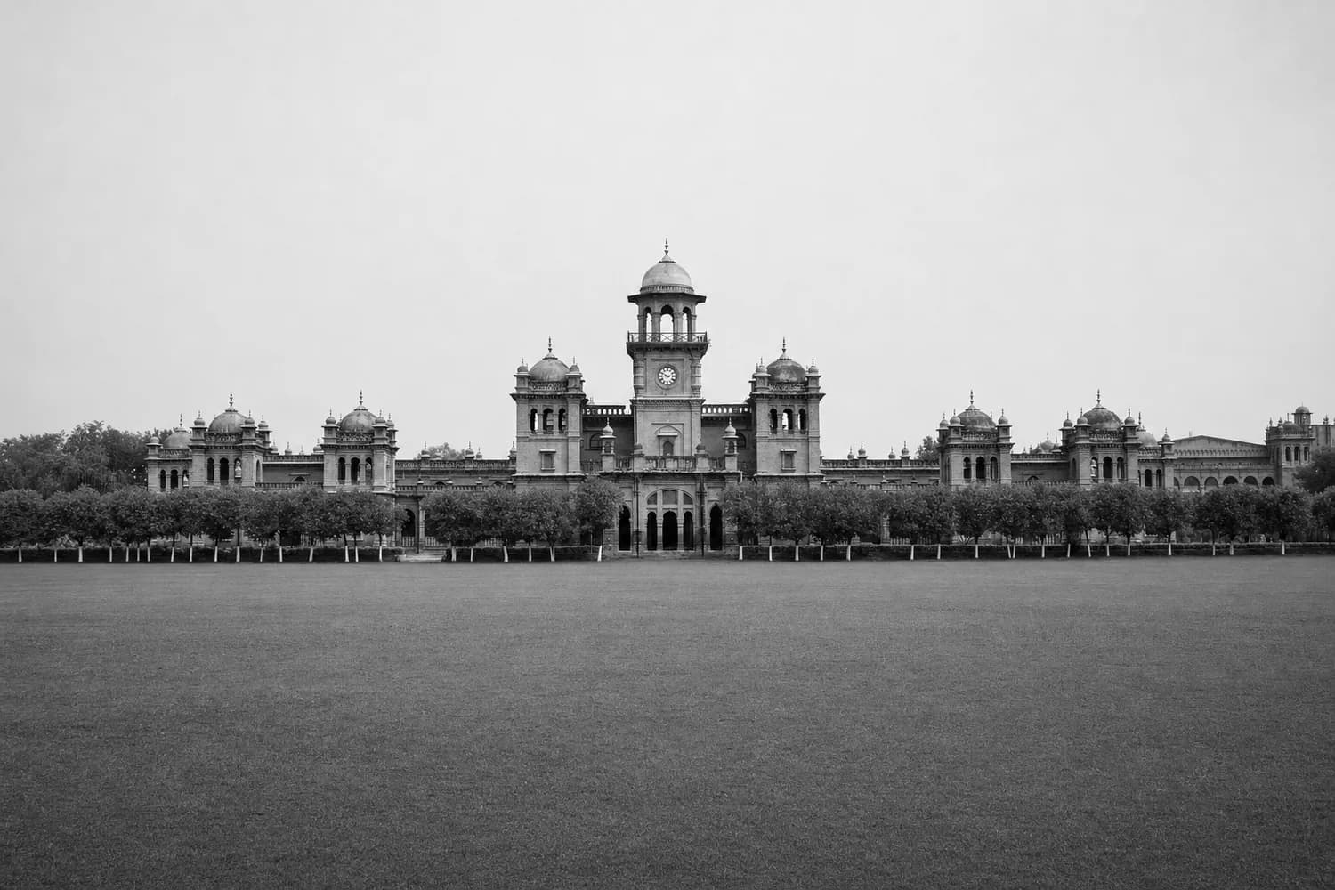 Islamia College Peshawar main building
